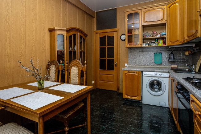 Купить квартиру в Москве. Вариант № 8808073, 6, площадь -  квм, цена 62000000 рублей