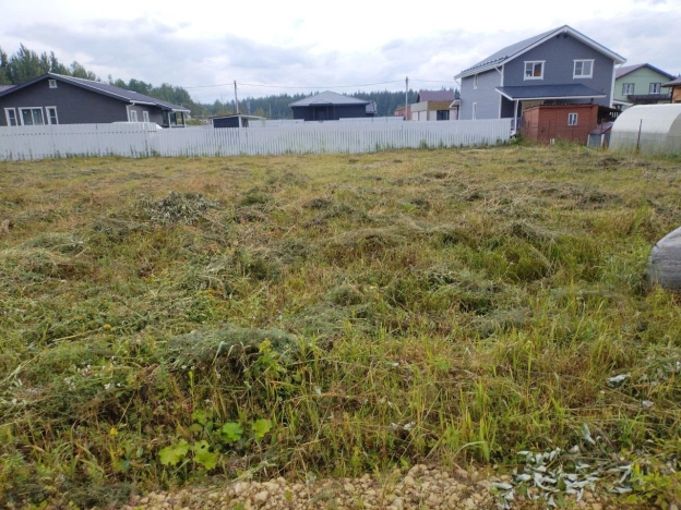 Купить земельный участок в Санкт-Петербурге. Вариант № 10308381, 1, площадь - квм, цена 1850000 рублей