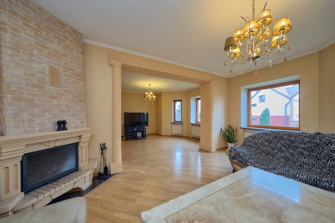 Купить дом в Рязани. Вариант № 9827128, 4, площадь - квм, цена 65000000 рублей