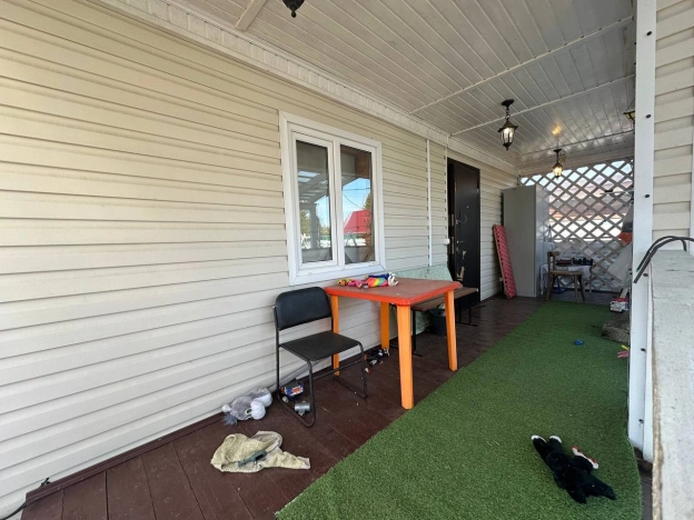 Купить дом в Санкт-Петербурге. Вариант № 39728, 4, площадь -  квм, цена 5400000 рублей