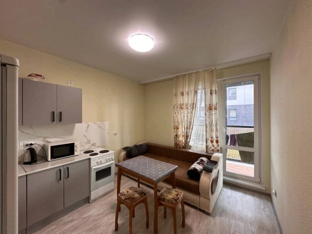 Купить однокомнатную квартиру на улице Плесецкая в Санкт-Петербурге. Вариант № 5451804, 0, площадь -  квм, цена 7800000 рублей