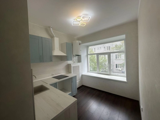 Купить квартиру в Москве. Вариант № 8542894, 4, площадь -  квм, цена 19800000 рублей