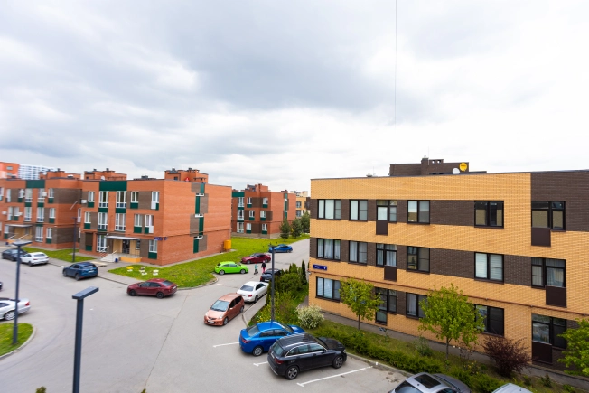 Купить двухкомнатную квартиру у метро Ольховая в Москве. Вариант № 2888772, 32, площадь -  квм, цена 23500000 рублей