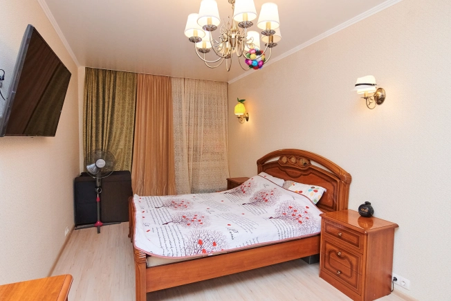 Купить трехкомнатную квартиру в Сыктывкаре. Вариант № 20885, 12, площадь -  квм, цена 10000000 рублей