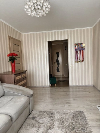 Купить трехкомнатную квартиру на улице Олега Кошевого в Калининграде. Вариант № 2061961, 2, площадь -  квм, цена 6700000 рублей