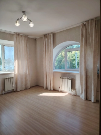 Купить дом в районе Заельцовский в Новосибирске. Вариант № 3876416, 6, площадь -  квм, цена 19500000 рублей