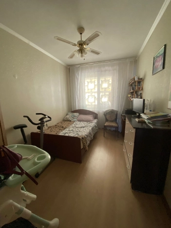 Купить трехкомнатную квартиру на вторичке в Микрорайоне 8-й, Элиста в Элисте. Вариант № 6323, 2, площадь -  квм, цена 6400000 рублей