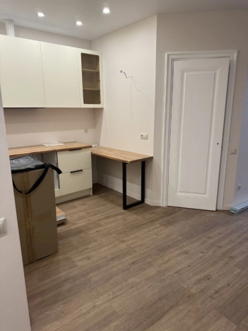 Купить квартиру на улице Школьная в Московской области. Вариант № 10607102, 1, площадь - квм, цена 17950000 рублей