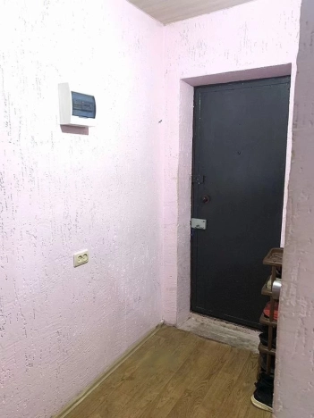 Купить однокомнатную квартиру в районе Кировский в Волгограде. Вариант № 4825876, 9, площадь -  квм, цена 2790000 рублей