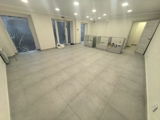 Снять коммерческую недвижимость в Калининграде. Вариант № 10319515, 3, площадь -  квм, цена 70000 рублей