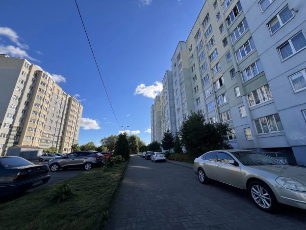 Купить однокомнатную квартиру в районе Московский в Калининграде. Вариант № 5523620, 18, площадь -  квм, цена 4390000 рублей