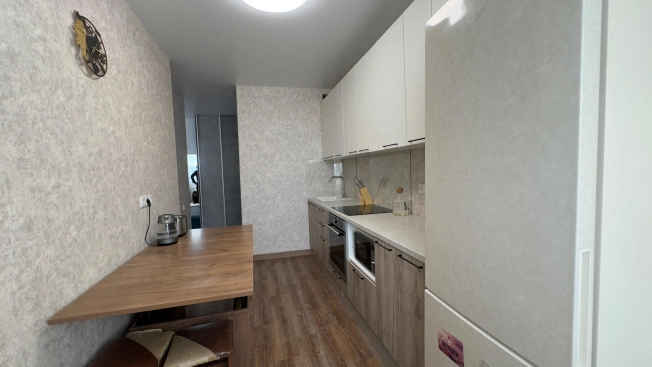 Купить однокомнатную квартиру в Омске. Вариант № 1143595, 13, площадь -  квм, цена 6100000 рублей