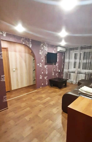 Купить трехкомнатную квартиру на улице Университетский проспект в Волгограде. Вариант № 8923016, 1, площадь -  квм, цена 4250000 рублей