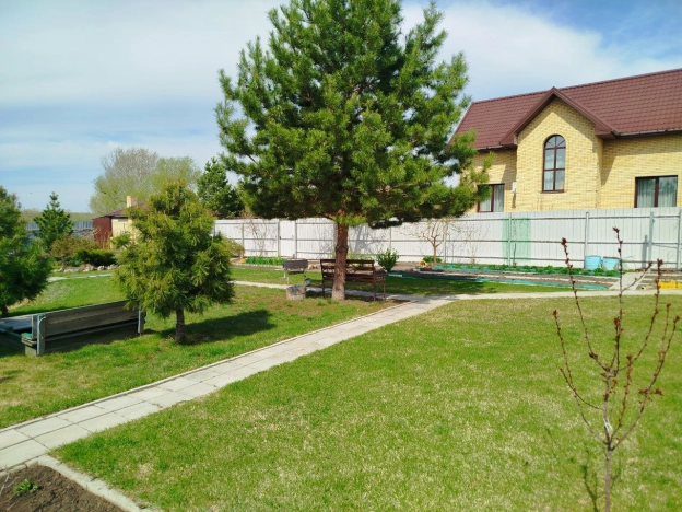 Купить дом в Омске. Вариант № 42670, 6, площадь -  квм, цена 13999999 рублей