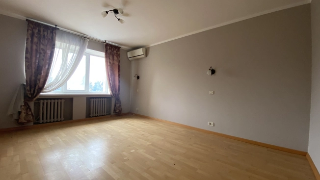 Купить четырехкомнатную квартиру у метро Тушинская в Москве. Вариант № 7262999, 23, площадь -  квм, цена 16995000 рублей