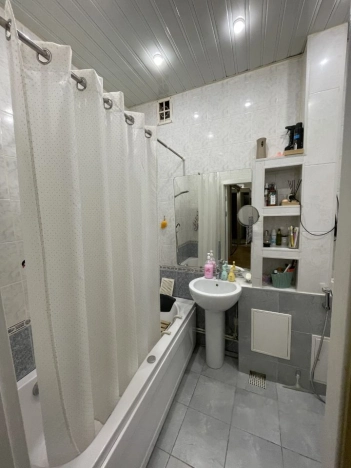 Купить двухкомнатную квартиру у метро Девяткино в Санкт-Петербурге. Вариант № 7611839, 10, площадь -  квм, цена 20000000 рублей