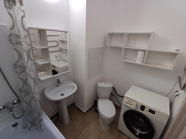 . Вариант № 9836818, 16, площадь - 43.9 квм, цена 9800000 рублей