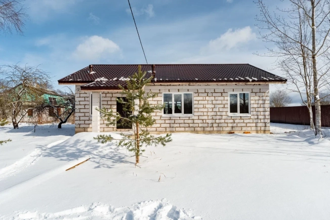 Купить дом в Санкт-Петербурге. Вариант № 19602, 0, площадь -  квм, цена 8490000 рублей