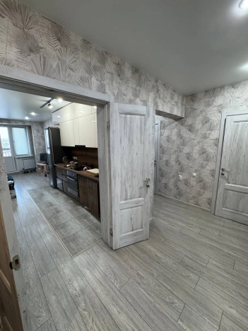 Купить квартиру на улице Комарова в Улан-Удэ. Вариант № 8938053, 8, площадь -  квм, цена 14000000 рублей