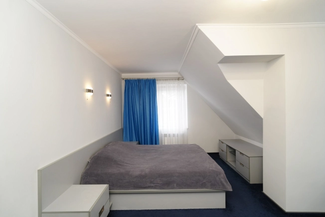 Купить дом в Микрорайоне Порт-Артур в Омске. Вариант № 5821202, 6, площадь -  квм, цена 12000000 рублей