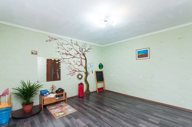 . Вариант № 9956, 7, площадь - 90 квм, цена 8000000 рублей