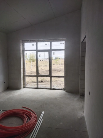 Купить дом на улице Везельская в Белгороде. Вариант № 5922174, 4, площадь -  квм, цена 10200000 рублей