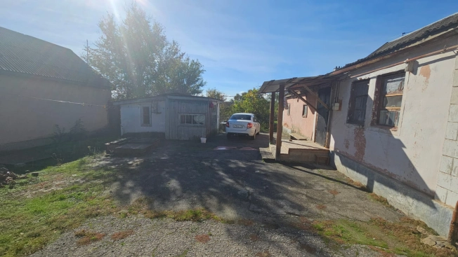 Купить дом в Элисте. Вариант № 7776532, 0, площадь -  квм, цена 9000000 рублей