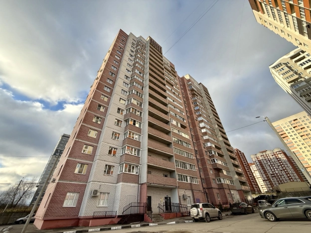 Купить квартиру на улице Нижняя Дуброва в Владимире. Вариант № 8942077, 18, площадь -  квм, цена 5490000 рублей