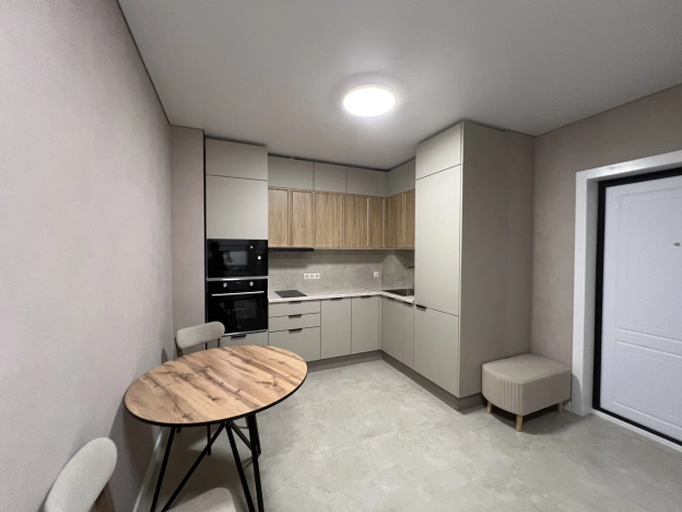 Купить однокомнатную квартиру в районе Кировский в Ростове-на-Дону. Вариант № 3646623, 2, площадь -  квм, цена 8950000 рублей