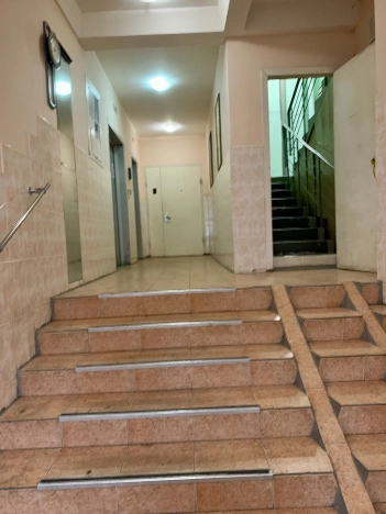 Купить квартиру в Москве. Вариант № 9807471, 18, площадь -  квм, цена 32900000 рублей