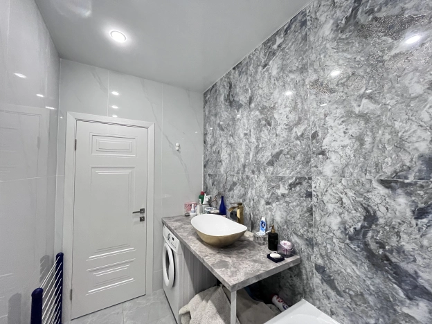 Купить двухкомнатную квартиру в Пионерском. Вариант № 3188089, 11, площадь -  квм, цена 10400000 рублей