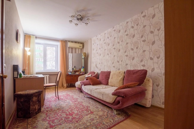 Купить трехкомнатную квартиру в Новосибирске. Вариант № 9137313, 1, площадь -  квм, цена 5650000 рублей