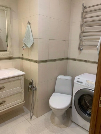 Купить квартиру в Москве. Вариант № 9323090, 6, площадь -  квм, цена 19650000 рублей