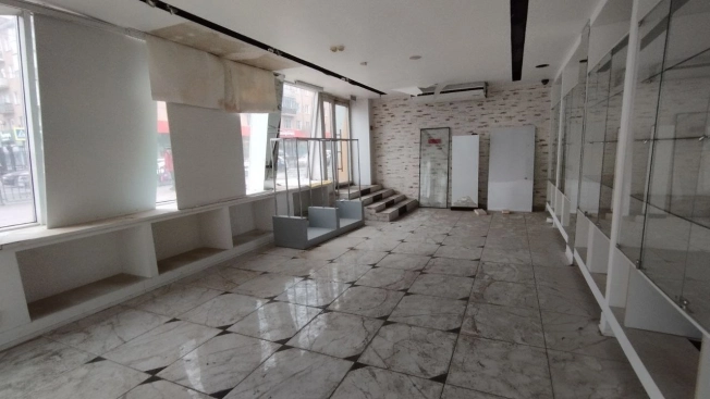 Снять коммерческую недвижимость в Омске. Вариант № 9932811, 7, площадь -  квм, цена 399600 рублей