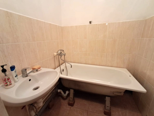 Купить трехкомнатную квартиру в Рязанской области. Вариант № 8108675, 11, площадь -  квм, цена 3100000 рублей