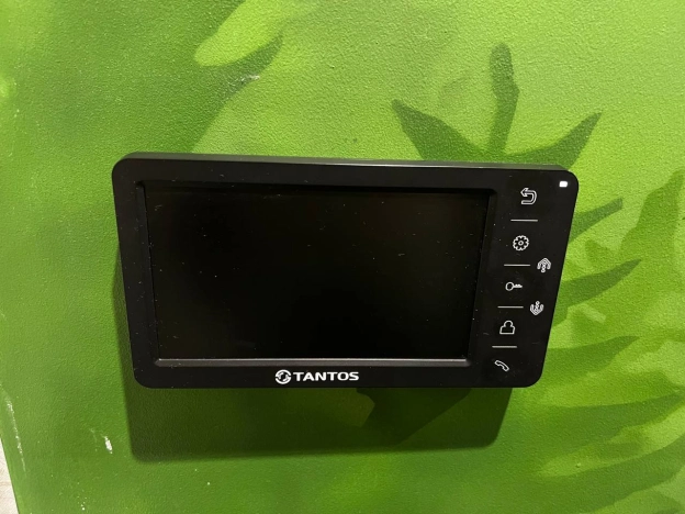 Купить двухкомнатную квартиру в Воронеже. Вариант № 868988, 8, площадь -  квм, цена 13990000 рублей