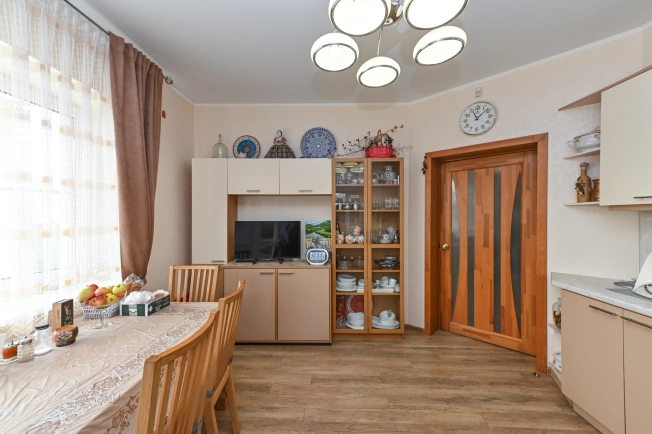 Купить дом в Новочеркасске. Вариант № 30421, 17, площадь -  квм, цена 38000000 рублей