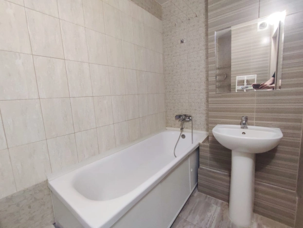 Купить Студию на вторичке в Московской области. Вариант № 9268681, 5, площадь -  квм, цена 4200000 рублей