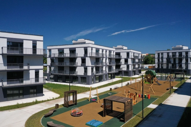 Купить трехкомнатную квартиру в Артёме. Вариант № 6058520, 1, площадь -  квм, цена 8665162 рублей