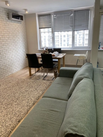 Купить трехкомнатную квартиру в Ростовской области. Вариант № 10482539, 4, площадь -  квм, цена 12500000 рублей