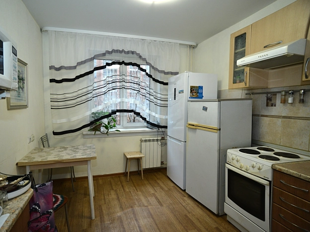 Купить трехкомнатную квартиру в Новосибирской области. Вариант № 7970236, 12, площадь -  квм, цена 7100000 рублей