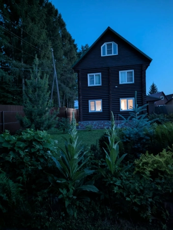 Купить дом на улице Революции в Искитиме. Вариант № 14282, 36, площадь -  квм, цена 10700000 рублей