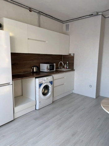 Снять квартиру в Новосибирске. Вариант № 9999371, 5, площадь -  квм, цена 43000 рублей