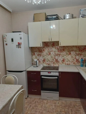 Купить двухкомнатную квартиру в Новосибирской области. Вариант № 10074916, 6, площадь -  квм, цена 6500000 рублей