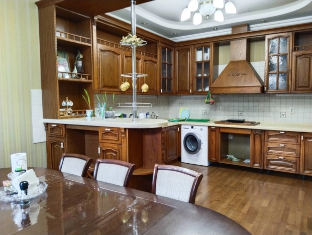 Снять квартиру в Тобольске. Вариант № 5104, 0, площадь -  квм, цена 180000 рублей