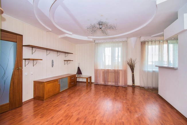 . Вариант № 37665, 6, площадь - 61.2 квм, цена 6400000 рублей