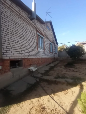 Купить дом на улице Хомутникова в Элисте. Вариант № 5082, 0, площадь -  квм, цена 7300000 рублей