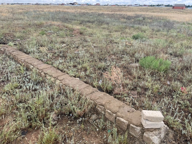 Купить земельный участок на улице Заречная в Республике Калмыкия. Вариант № 10643, 1, площадь -  квм, цена 150000 рублей