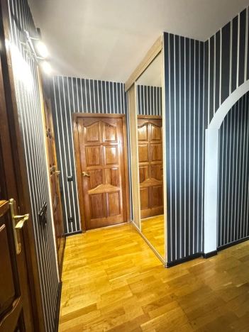 Купить трехкомнатную квартиру в Республике Татарстан (татарстан). Вариант № 4007434, 17, площадь -  квм, цена 7500000 рублей