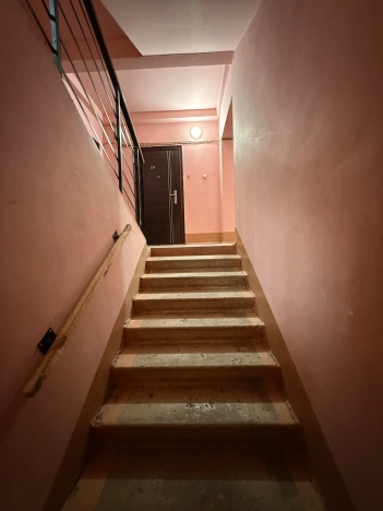 Купить однокомнатную квартиру в Микрорайоне 11-й в Белгороде. Вариант № 7610504, 9, площадь -  квм, цена 4300000 рублей